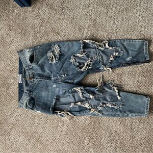 One Teaspoon Distressed Boyfriend Jean